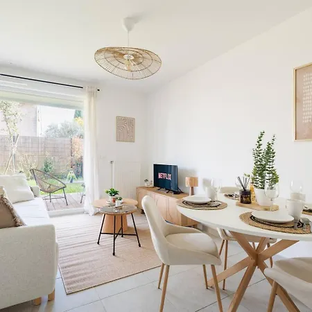 T2 Lumineux Avec Jardin • Terrasse • Parking شقة Bruguieres