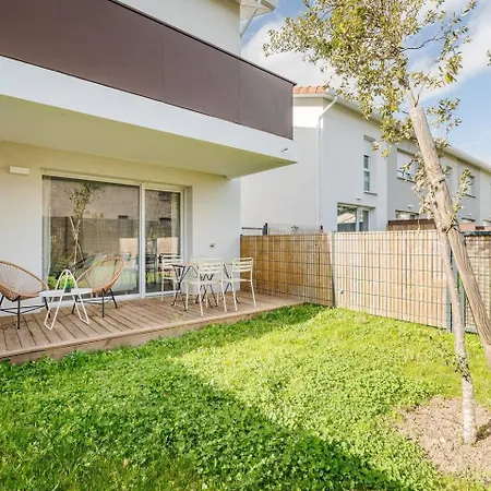 T2 Lumineux Avec Jardin • Terrasse • Parking Appartamento *