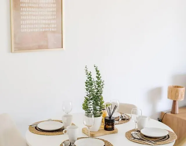 T2 Lumineux Avec Jardin • Terrasse • Parking Apartamento *